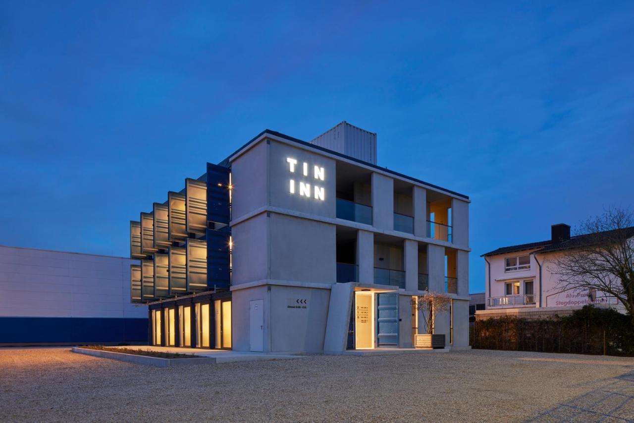 Tin Inn - Erkelenz - Das Hotel Aus Hochwertig Ausgebauten Ueberseecontainern Exterior foto