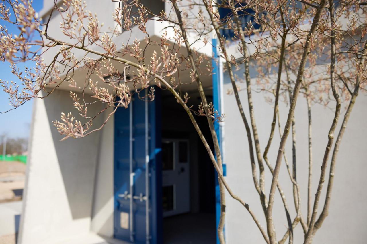 Tin Inn L Erkelenz Einfach Gut - Das Hotel Aus Hochwertig Ausgebauten Ueberseecontainern Exterior foto